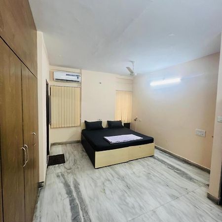 Lara Guest House Хайдарабад Экстерьер фото