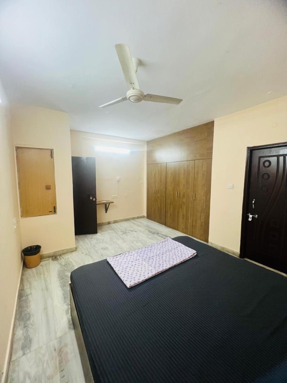 Lara Guest House Хайдарабад Экстерьер фото